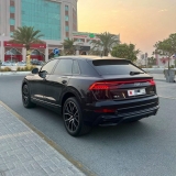 للبيع أودي Q8 2021