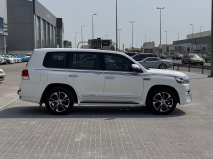 للبيع تويوتا Land Cruiser  2021