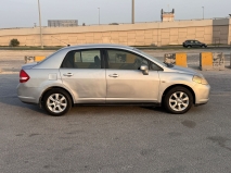 للبيع نيسان Tidda 2008