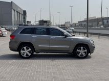 للبيع جيب Grand Cherokee 2012
