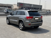 للبيع جيب Grand Cherokee 2012
