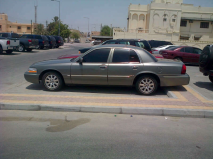 للبيع فورد Grand Marquis 2003