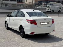 للبيع تويوتا Yaris 2015