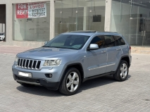 للبيع جيب Grand Cherokee 2013