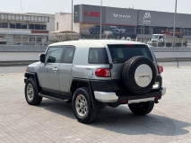 للبيع تويوتا Fj 2011