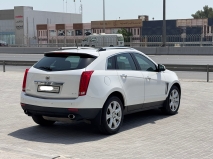للبيع كاديلاك SRX 2015