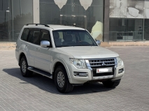 للبيع متسوبيشي Pajero 2015