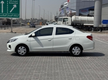 للبيع متسوبيشي Attrage 2022