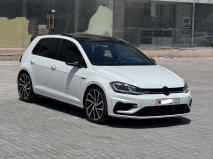 للبيع فولكس واجن Golf 2018