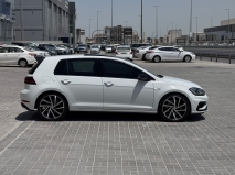 للبيع فولكس واجن Golf 2018