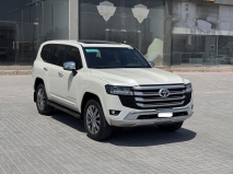 للبيع تويوتا Land Cruiser  2024