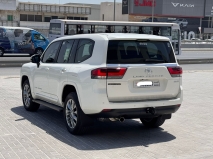 للبيع تويوتا Land Cruiser  2024