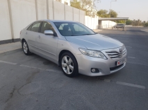 للبيع تويوتا camry 2011
