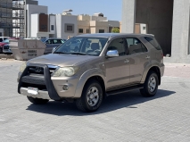 للبيع تويوتا Fortuner 2008