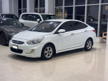 للبيع هونداي Accent 2016