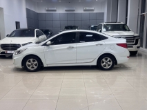 للبيع هونداي Accent 2016