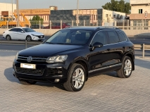 للبيع فولكس واجن touareg 2012