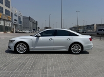 للبيع أودي A6 2015