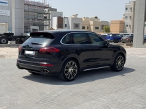 للبيع بورش Cayenne turbo 2015