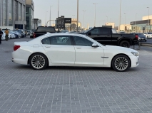 للبيع بي ام دبليو 7 Series 2011