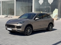 للبيع بورش Cayenne S 2015