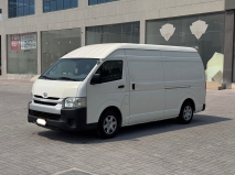 للبيع تويوتا Hiace 2017