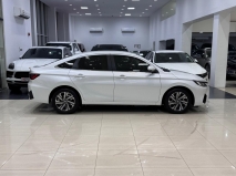 للبيع تويوتا Yaris 2024