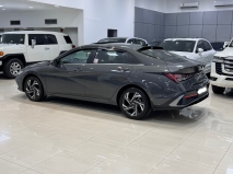 للبيع هونداي Elantra 2024
