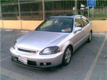 للبيع هوندا Civic 2000