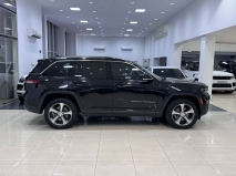 للبيع جيب Grand Cherokee 2023