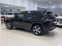 للبيع جيب Grand Cherokee 2023