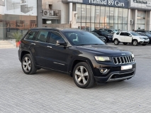 للبيع جيب Grand Cherokee 2015