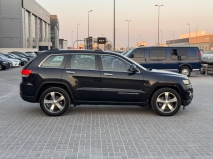 للبيع جيب Grand Cherokee 2015