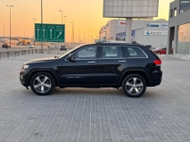 للبيع جيب Grand Cherokee 2015