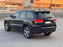 للبيع جيب Grand Cherokee 2015