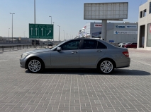 للبيع مرسيديس C class 2009