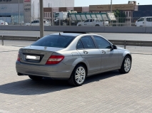 للبيع مرسيديس C class 2009