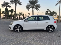 للبيع فولكس واجن Golf 2012