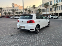 للبيع فولكس واجن Golf 2012