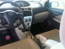 للبيع تويوتا Yaris 2008