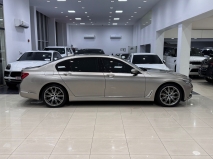 للبيع بي ام دبليو 7 Series 2018