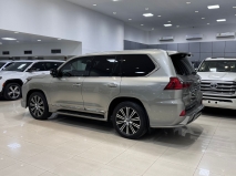 للبيع لكزس LX 2016