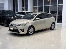 للبيع تويوتا Yaris 2015