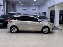 للبيع تويوتا Yaris 2015