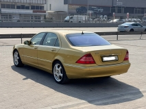 للبيع مرسيديس S class 2004