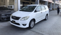 للبيع تويوتا Innova 2014