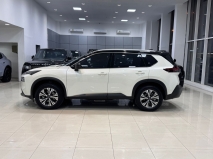 للبيع نيسان Xtrail 2025