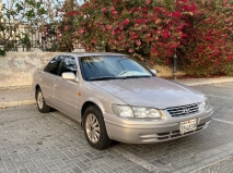 للبيع تويوتا camry 2001