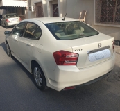 للبيع هوندا المدينة 2012