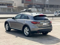 للبيع انفنيتي FX 2013